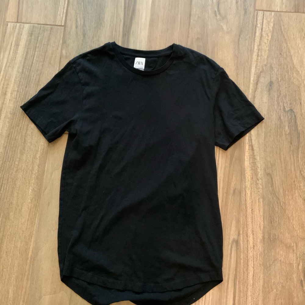 Zara Black Short Sleeve Tee long fit